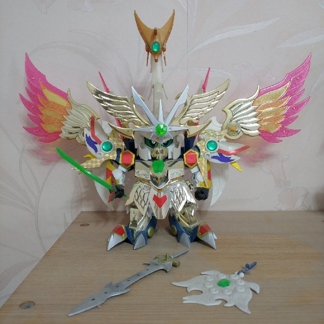 ジャンク品　ガンプラ SDｶﾞﾝﾀﾞﾑBB戦士 飛駆鳥大将軍　輝神大将軍 獅龍凰