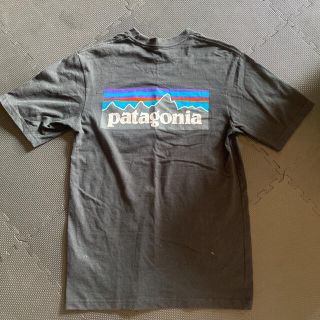 パタゴニア(patagonia)のまつごろうさん専用　パタゴニア　Patagonia Tシャツ P-6ロゴ　xs(Tシャツ/カットソー(半袖/袖なし))