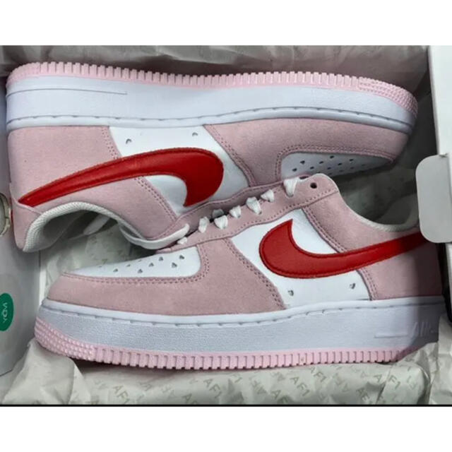 Nike Air Force 1 07 Valentines Day QS