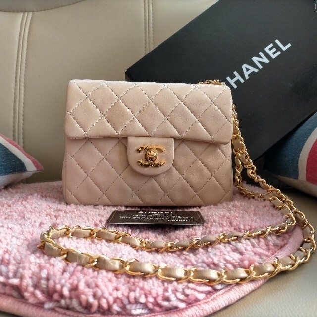 CHANEL(シャネル)の🌸正規品🌸シャネルミニマトラッセ🌸ヴィンテージ🌸2月21日迄の限定価格☆ レディースのバッグ(ショルダーバッグ)の商品写真