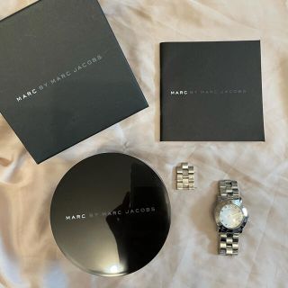 マークバイマークジェイコブス(MARC BY MARC JACOBS)のMARC BY MARC JACOBS レディース シルバー 腕時計(腕時計)