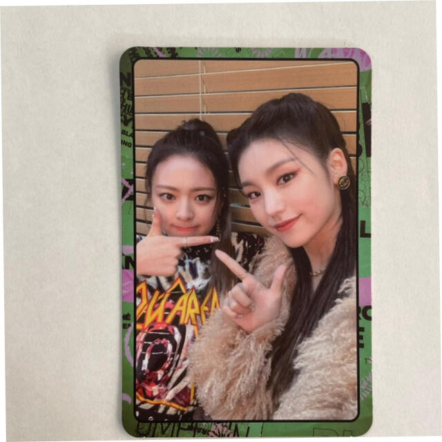 ITZY wannabe ユナ　イェジ　ユニット　トレカ エンタメ/ホビーのタレントグッズ(アイドルグッズ)の商品写真