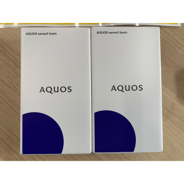 AQUOS(アクオス)のAQUOS sense3 basic SHV48 シルバー✖️2 スマホ/家電/カメラのスマートフォン/携帯電話(スマートフォン本体)の商品写真