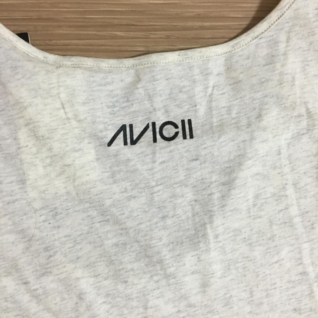 H&M(エイチアンドエム)の【新品タグ付き】Avicii タンク メンズのトップス(タンクトップ)の商品写真