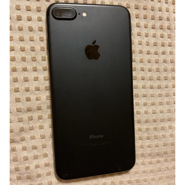 iPhone(アイフォーン)の【専用】iPhone7plus 本体 Black SIMロック解除済 スマホ/家電/カメラのスマートフォン/携帯電話(スマートフォン本体)の商品写真