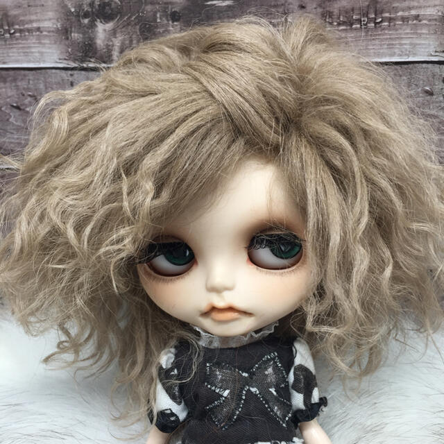 blythe_w-184ミルクコーヒー✨チベットラムフルスキンウィッグ