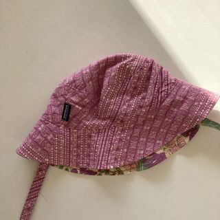 パタゴニア(patagonia)のPatagonia子供 kids hat 子供用　帽子　パープル　リバーシブル(帽子)