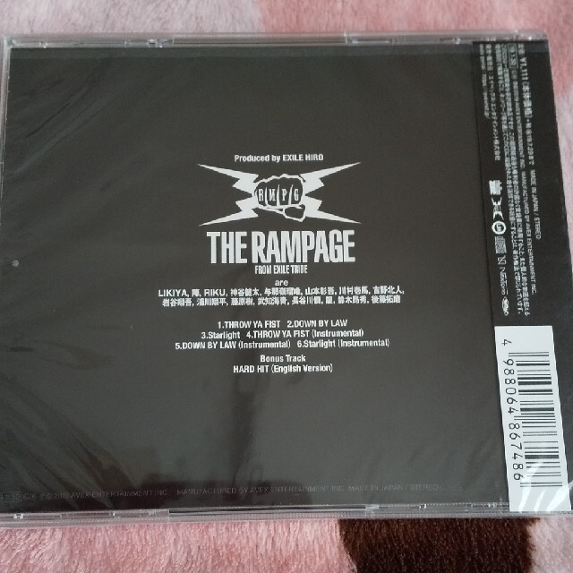 THE RAMPAGE(ザランページ)のTHROW YA FIST エンタメ/ホビーのCD(ポップス/ロック(邦楽))の商品写真