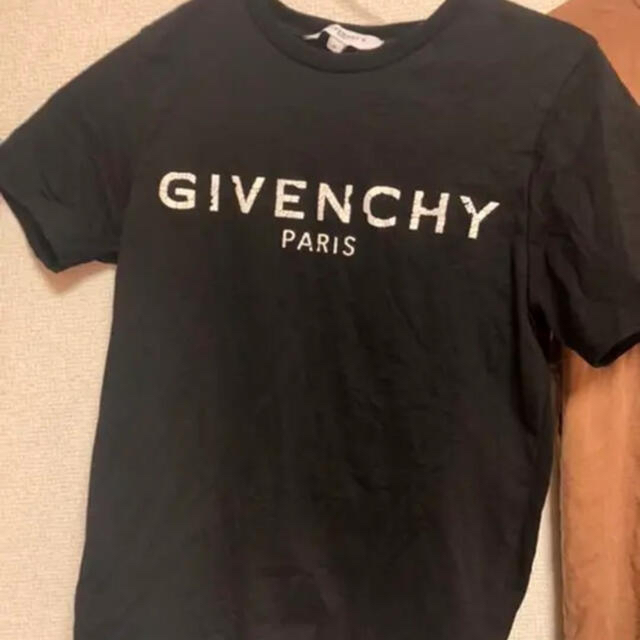 GIVENCHY(ジバンシィ)のGIVENCHY tシャツ レディースのトップス(Tシャツ(半袖/袖なし))の商品写真