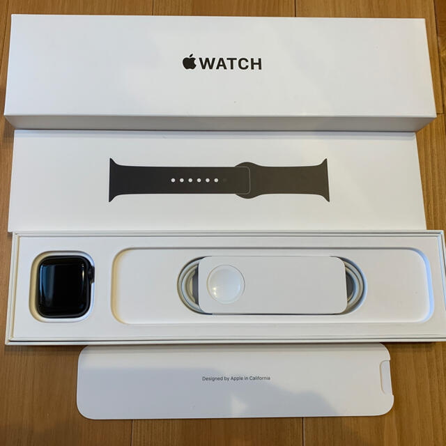 ☆Apple Watch SE GPS 40mmスペースグレイ☆保証21.9月迄 【10%OFF