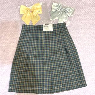 ベネトン(BENETTON)の【ラスト】ベネトン　リボン 2個　& 制服　スカート　レア(衣装)