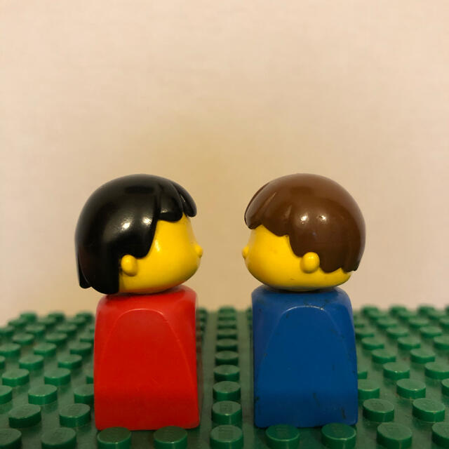 Lego(レゴ)のLEGO フィグ　男の子and女の子 エンタメ/ホビーのおもちゃ/ぬいぐるみ(キャラクターグッズ)の商品写真