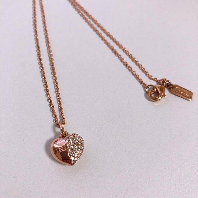 Coach Coach ピンクゴールドネックレス ハートモチーフアクセサリーの通販 By ほのぼの S Shop コーチならラクマ Coach Coach ピンクゴールドネックレス ハートモチーフアクセサリーの通販 By ほのぼの S Shop コーチならラクマ