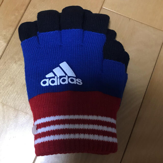 adidas(アディダス)のadidas キッズ手袋 キッズ/ベビー/マタニティのこども用ファッション小物(手袋)の商品写真