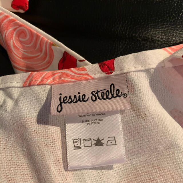 Jessie Steele(ジェシースティール)の値下げ　ジェシースティール　エプロン レディースのレディース その他(その他)の商品写真