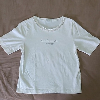 アースミュージックアンドエコロジー(earth music & ecology)のアースミュージックエコロジー、白Tシャツ、サイズフリー(Tシャツ(半袖/袖なし))