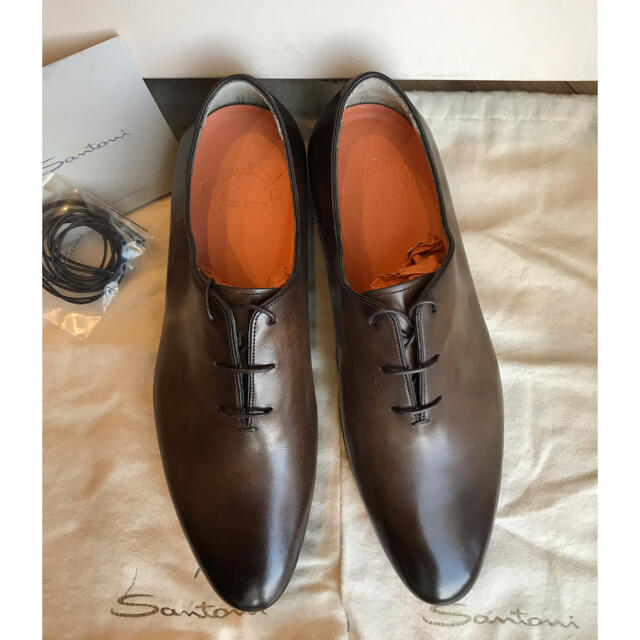 Santoni(サントーニ)の【新品】SANTONI（サントーニ）ホールカット メンズの靴/シューズ(ドレス/ビジネス)の商品写真