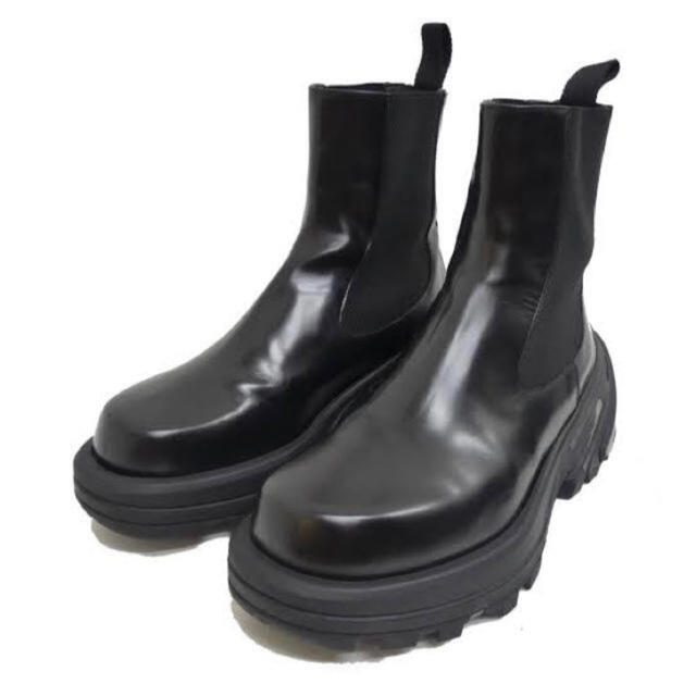 求 Alyx Chelsea Boots Vibram Sole メンズの靴/シューズ(ブーツ)の商品写真