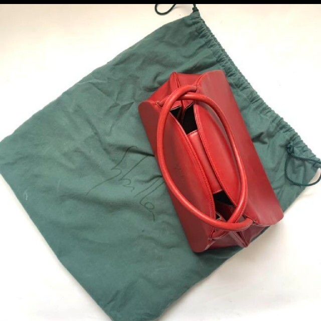 Sybilla(シビラ)のSybilla シビラ 本革　レザー　ハンドバッグ　レディース　赤系　レッド レディースのバッグ(ハンドバッグ)の商品写真