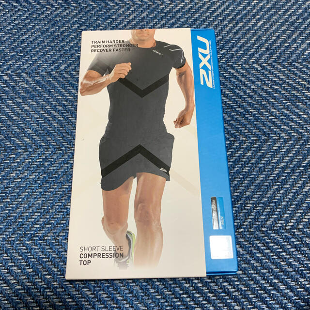 2XU ショートスリーブシャツ[新品未使用Mサイズ]