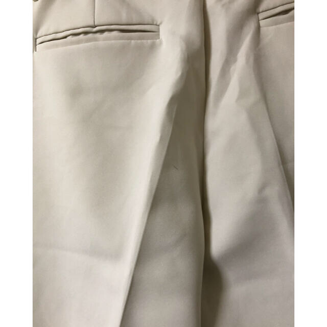 HARE(ハレ)の白スラックス メンズのパンツ(スラックス)の商品写真