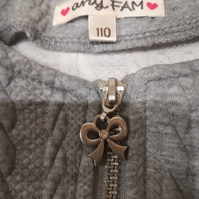 anyFAM(エニィファム)のエニイファム リボンジャケット  110サイズ キッズ/ベビー/マタニティのキッズ服女の子用(90cm~)(ジャケット/上着)の商品写真
