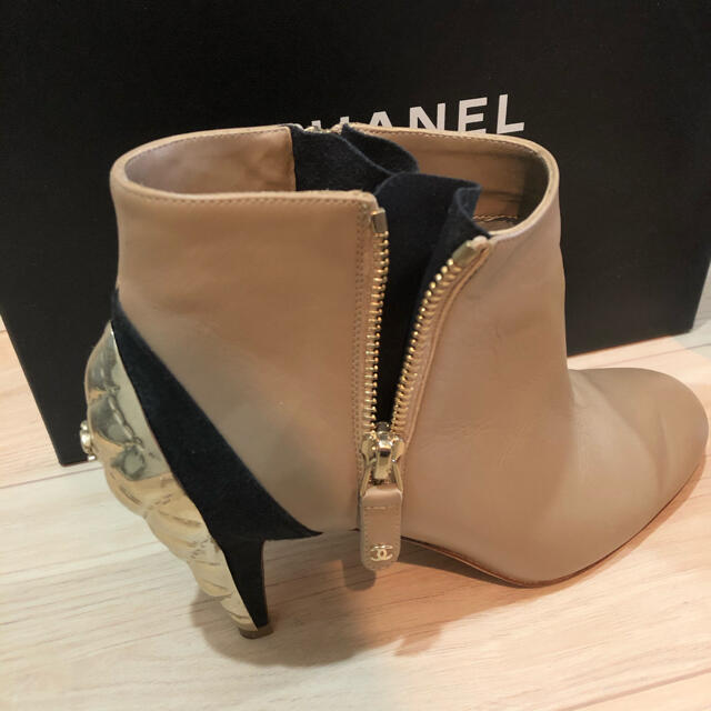 CHANEL シャネル ブーティ ショートブーツ 36.5 | www.jarussi.com.br
