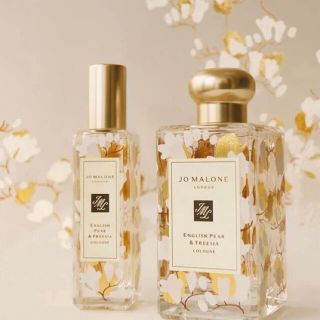 Jo Malone - jomalone イングリッシュペアー＆フリージア 限定ボトルの ...