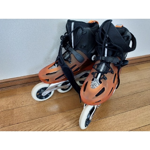 Rollerblade(ローラーブレード)のインラインスケート Rollerblade RB 100 (28cm) スポーツ/アウトドアのスポーツ/アウトドア その他(その他)の商品写真