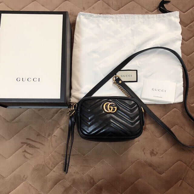 Gucci(グッチ)のaoao様　専用　2/21までお取り置き レディースのバッグ(ショルダーバッグ)の商品写真