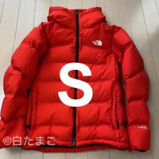 ザノースフェイス(THE NORTH FACE)のノースフェイス　ビレイヤーパーカ　ファイヤリーレッド　Sサイズ(ダウンジャケット)