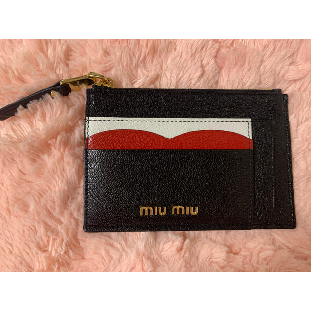 miumiu(ミュウミュウ)のmiumiu マドラスカラーレザー カードホルダー レディースのファッション小物(財布)の商品写真