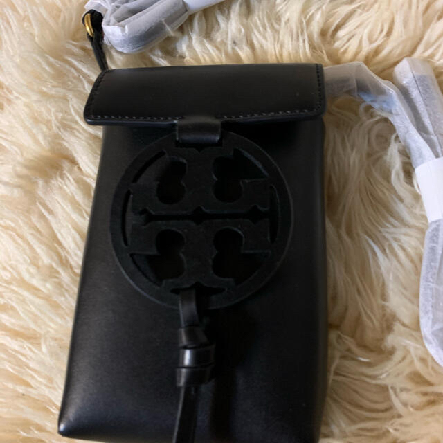 Tory Burch(トリーバーチ)のトリーバーチ フォン ショルダーバッグ 黒 新品未使用 レディースのバッグ(ショルダーバッグ)の商品写真