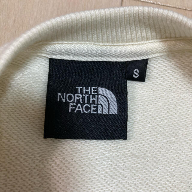 THE NORTH FACE(ザノースフェイス)のノースフェイストレーナー レディースのトップス(トレーナー/スウェット)の商品写真