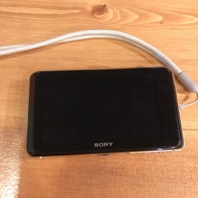 SONY(ソニー)のSONY ソニー デジタルカメラ デジカメ ゴールド スマホ/家電/カメラのカメラ(コンパクトデジタルカメラ)の商品写真