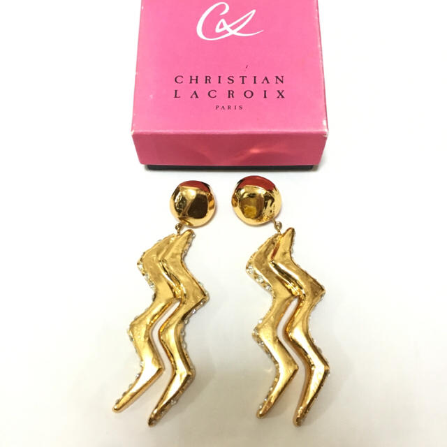 特別価格 Christian lacroixのイヤリング growthcenter.icontinental