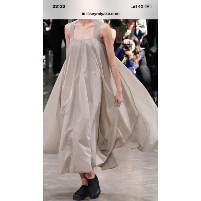 正規取扱店】 ISSEY MIYAKE イッセイミヤケ2020コレクション ドレス