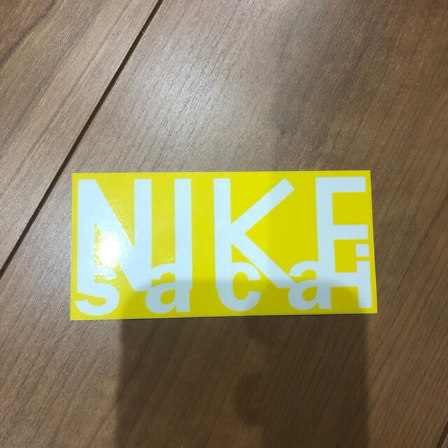 sacai(サカイ)のNIKE sacai コラボステッカー メンズのメンズ その他(その他)の商品写真