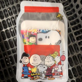 スヌーピー(SNOOPY)のスヌーピー ♡ジッパーバック　ハンドクリーム　ハンカチ　ギフト♡(ハンドクリーム)