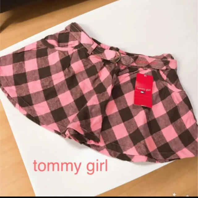 tommy girl(トミーガール)のtommy girl❤︎サーモンピンク×グレーチェックキュロットスカート 新品 レディースのスカート(ミニスカート)の商品写真