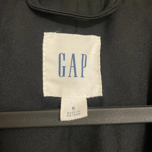 GAPのグレーチェックブレザー