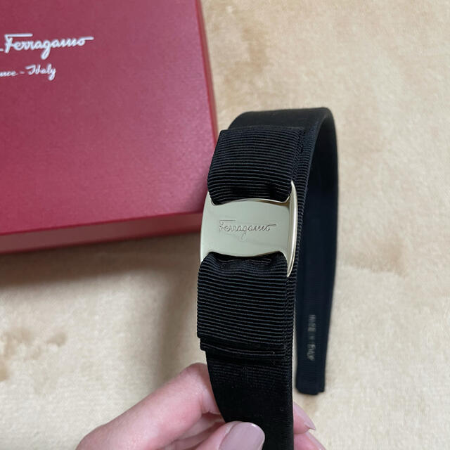 Salvatore Ferragamo(サルヴァトーレフェラガモ)のSalvatore Ferragamo カチューシャ レディースのヘアアクセサリー(カチューシャ)の商品写真