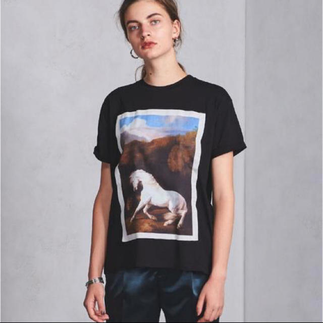 Stella McCartney(ステラマッカートニー)の【再掲】STELLA McCARTNEY Tシャツ 新品未使用 レディースのトップス(Tシャツ(半袖/袖なし))の商品写真