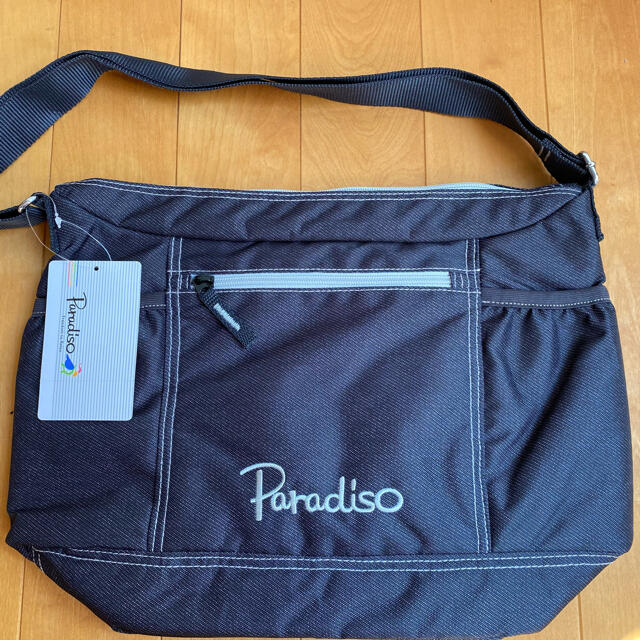 Paradiso(パラディーゾ)の新品　パラディーゾ   ショルダーバッグ　黒 スポーツ/アウトドアのテニス(バッグ)の商品写真