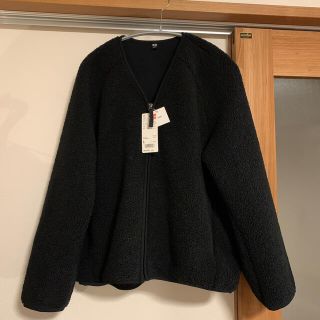 ユニクロ(UNIQLO)のユニクロ Vネックボアフリース(ノーカラージャケット)