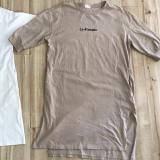 シマムラ(しまむら)の七分袖 lo-fi music ベージュ 膝下 ワンピース ロング tシャツ(ひざ丈ワンピース)