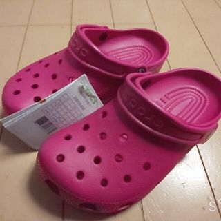 クロックス(crocs)の残4　crocs 18.5 サンダル ピンク(サンダル)