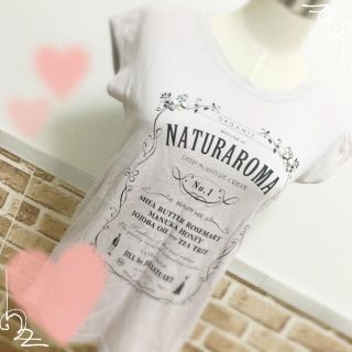 ジルスチュアート(JILLSTUART)のジルスチュアート❤️ビジュー付きTシャツ(Tシャツ(半袖/袖なし))