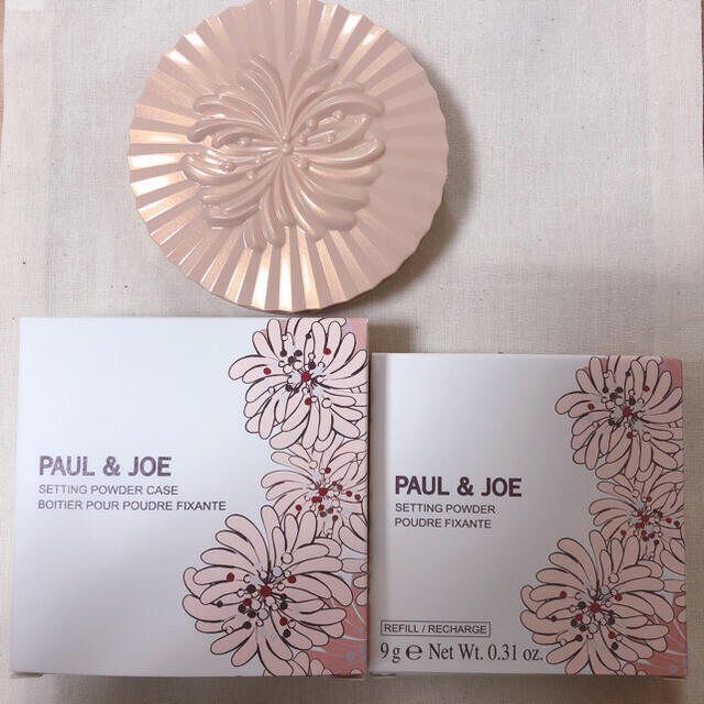 PAUL & JOE(ポールアンドジョー)の【試し塗りのみ】ポール&ジョー　PAUL & JOE　セッティングパウダー　01 コスメ/美容のベースメイク/化粧品(フェイスパウダー)の商品写真