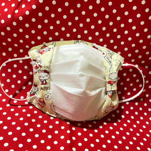 ハローキティ(ハローキティ)の♡ハンドメイド♡インナーマスク＊不織布マスクカバー♡風船キティーWhite ハンドメイドのハンドメイド その他(その他)の商品写真